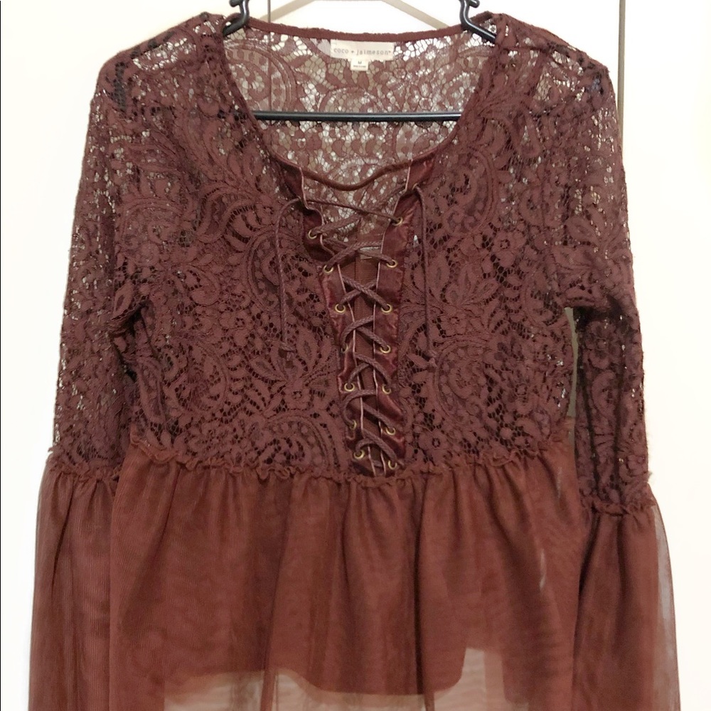 bergundy shirt with lace top